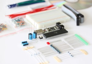 Microcontroller Kit with DVD