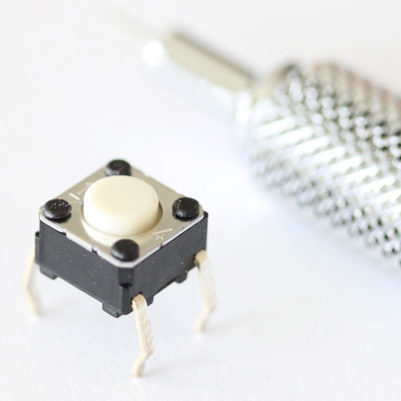 Tactile momentary push button switch 6 mm x 6 mm (through hole)