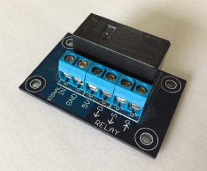 Front view of 5V 250V 12A relay board