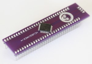 Image of the ARM cortex-M0 STM32 microcontroller with breadboard interface